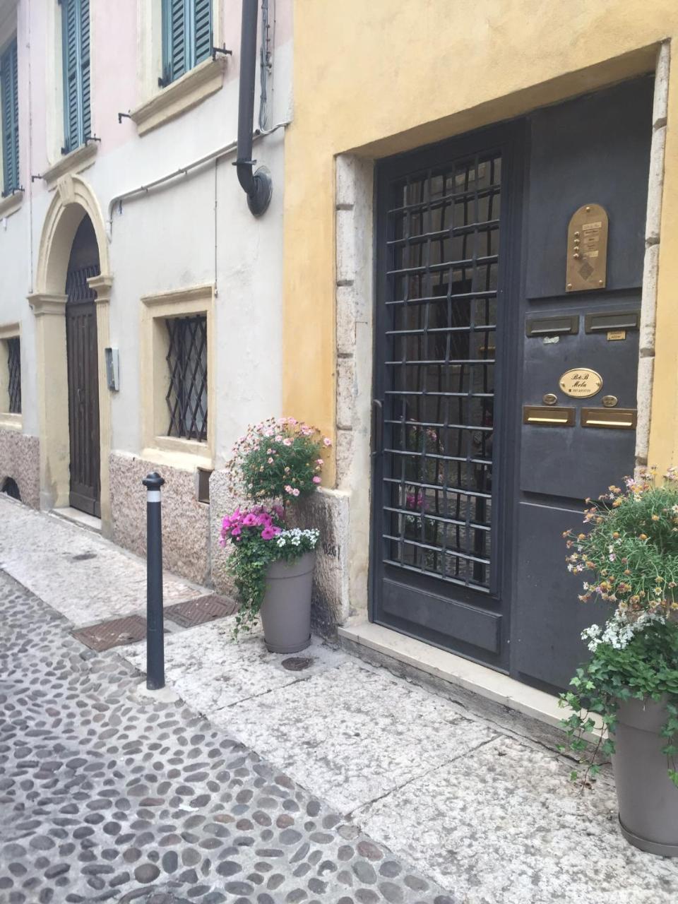 B&B Mela Verona Exterior photo